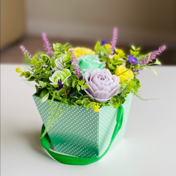 Soap Flowers - Picture 6 of 10